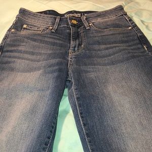 Women’s Modern Slim Jeans